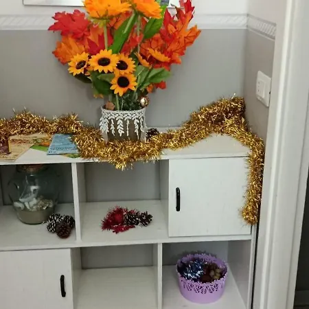 Sunflower House * روما